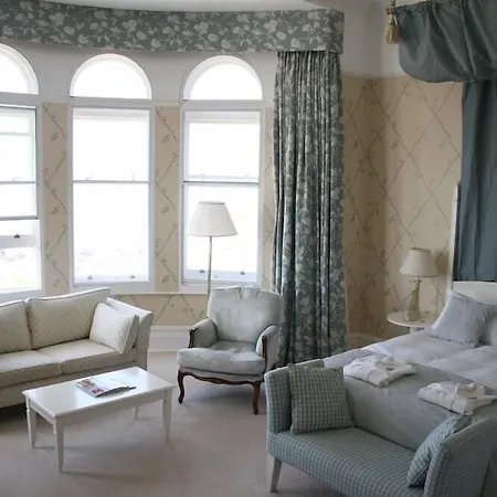 The Headland Hotel And Spa-3